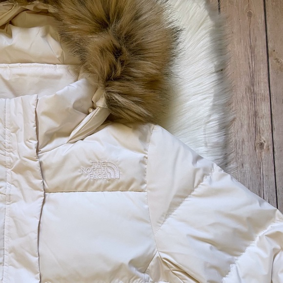 The North Face Women’s Gotham Jacket In Gardenia White - Picture 3 of 9